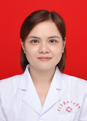 一科 覃小群